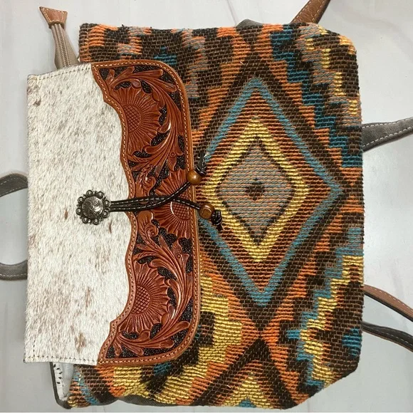 Myra Bag THE ARIZONA backpack purse upcycled leather hair on canvas - Picture 5 of 11